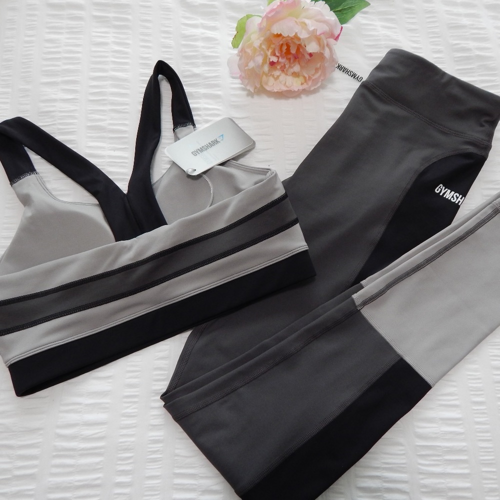 NWT Gymshark Illusion set (sport bra & leggings)